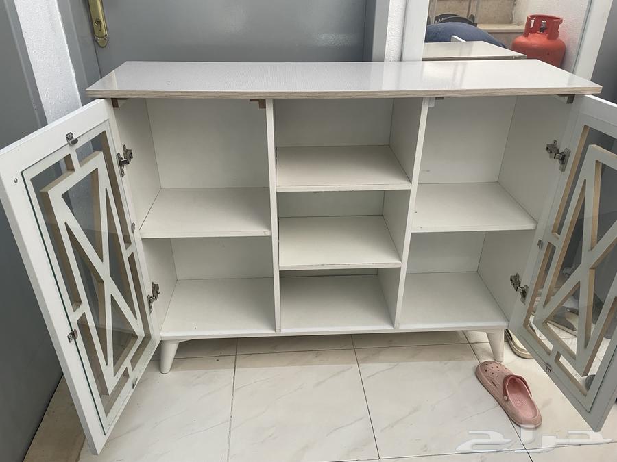 اثاث وركن كوفي ومراية وطاولات خدمه64548434648833111