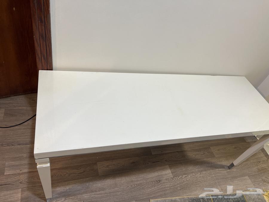 طاولتين للبيع64549023097474110