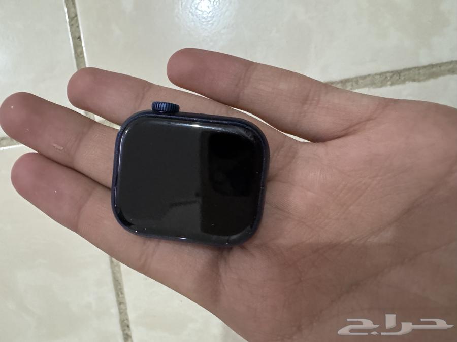 A watch similar to Apple's original64552802964993111