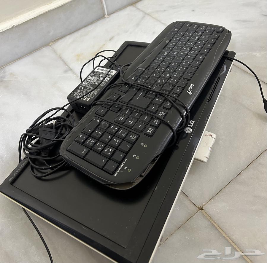 بي سي جهاز مكتبي كمبيوتر قديم شغال مع شاشة lg وكيبورد وماوس64547972551809112