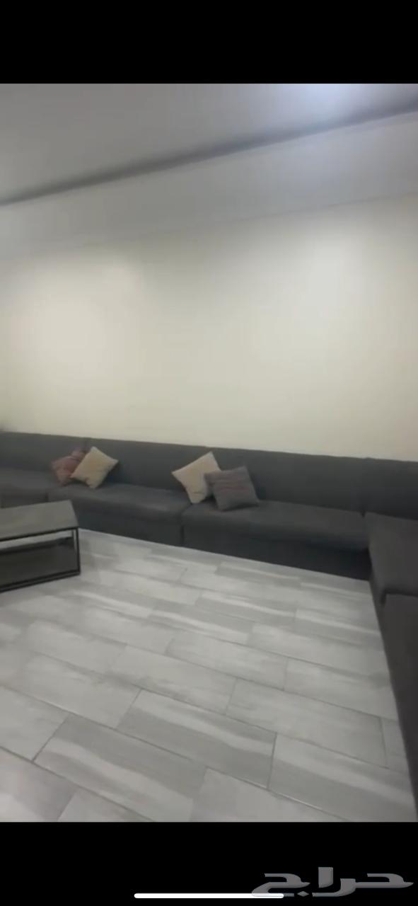 دولاب مطبخ وكنب مستخدمه64544663844355111