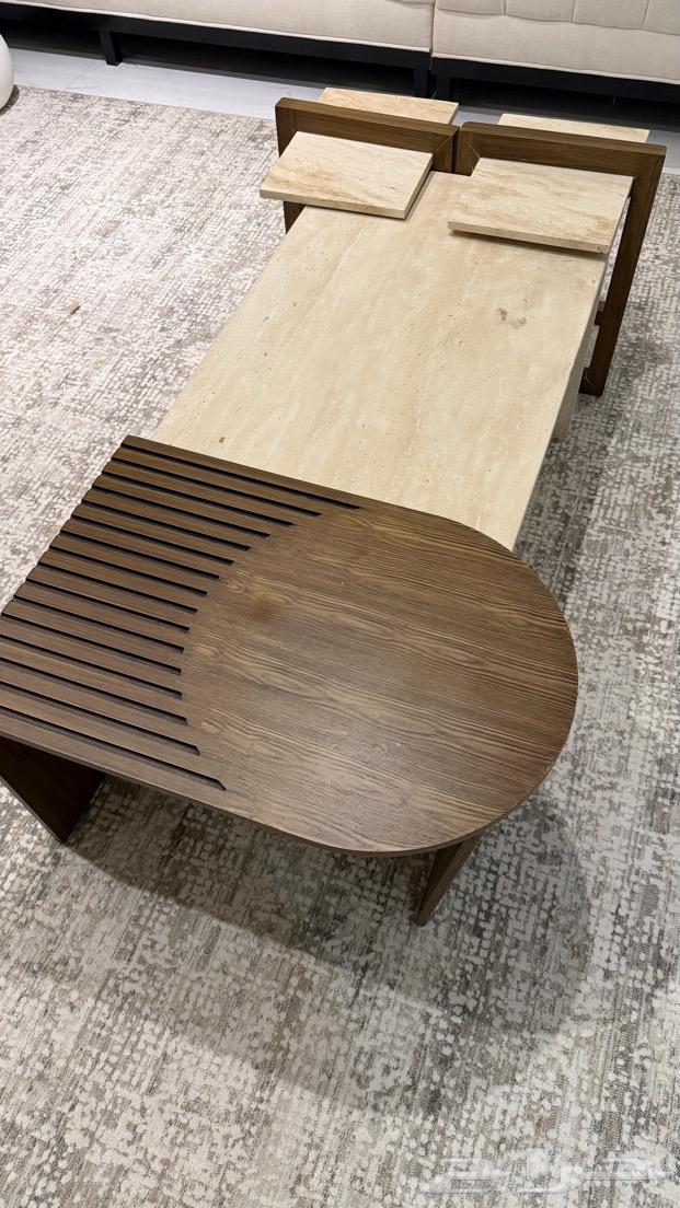 طاولة رخام وخشب للبيع عالسوم64552048273155111