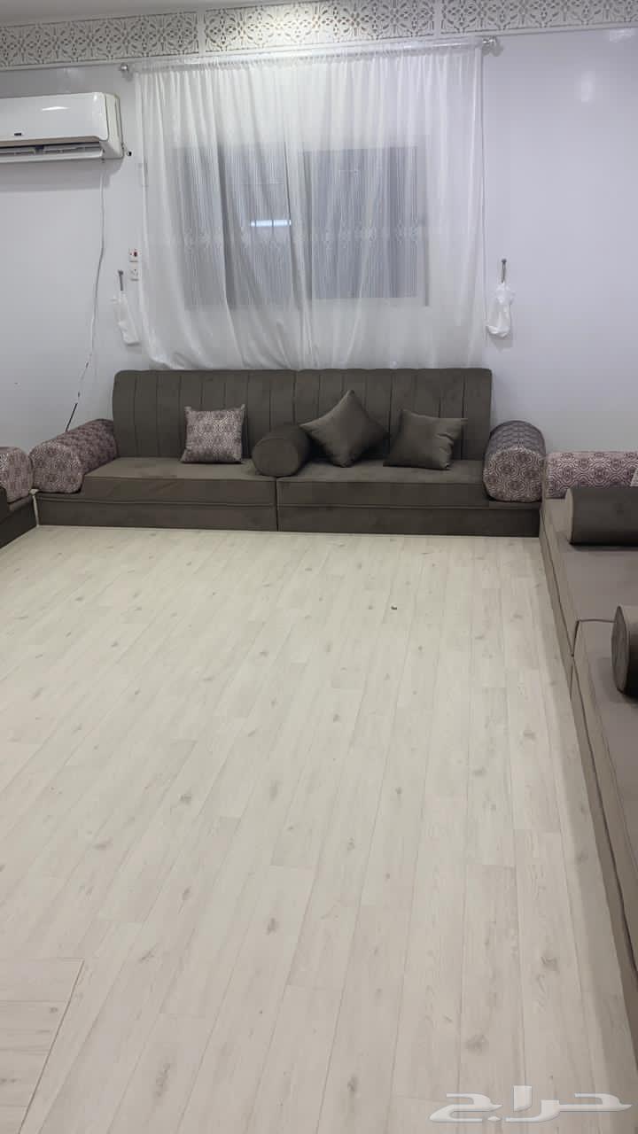 مجالس مستعمل للبيع64543690756353111