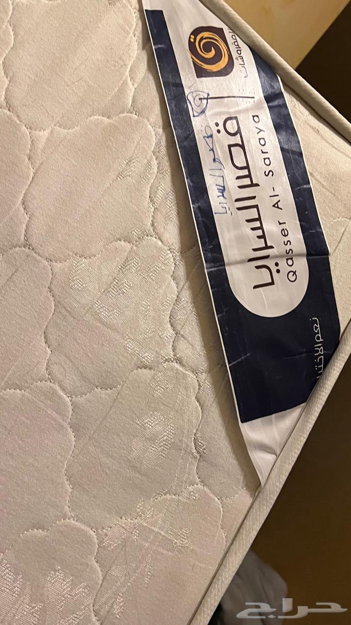 King-size bed from Qasr Al Saraya64548056250241114