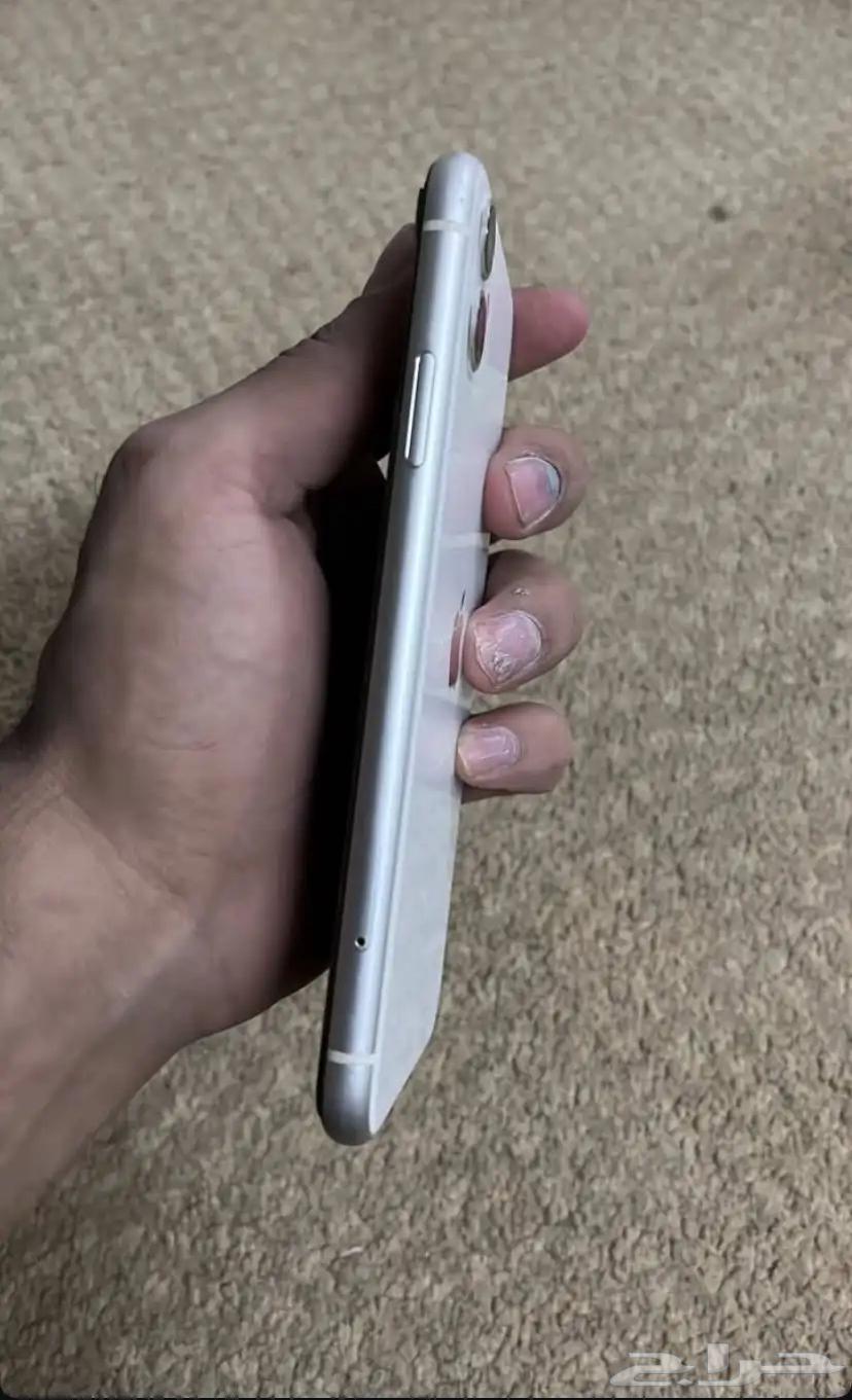 ايفون 11 ابيض مستخدم 128 غ نضيف حليل64548154428289112