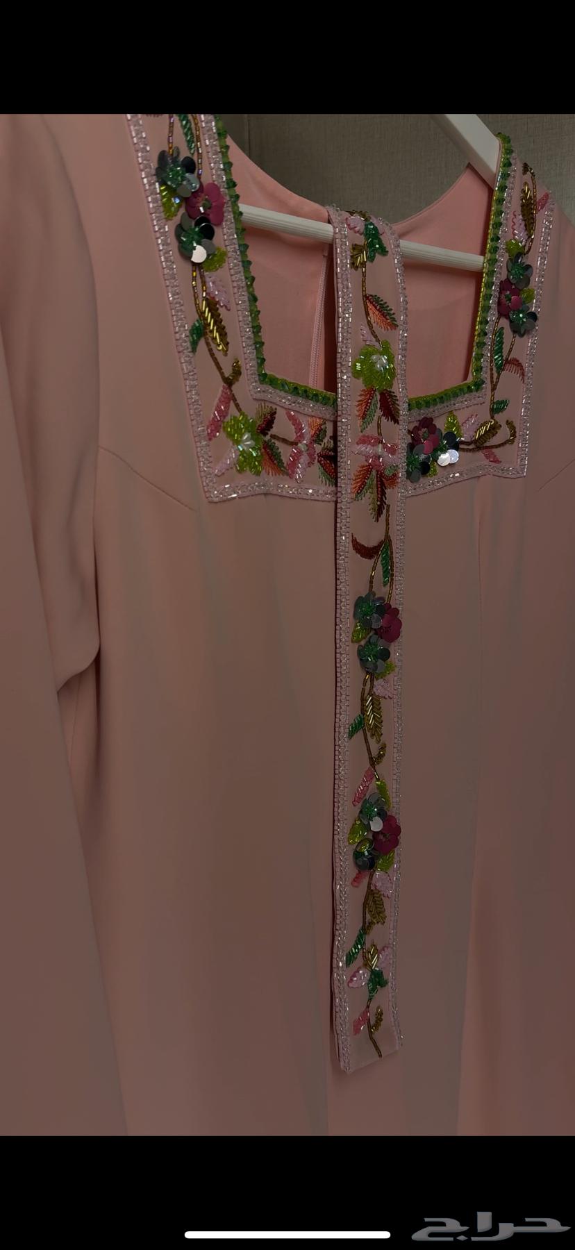 فستان من المصممه عائشه العمانيه64548841860867111