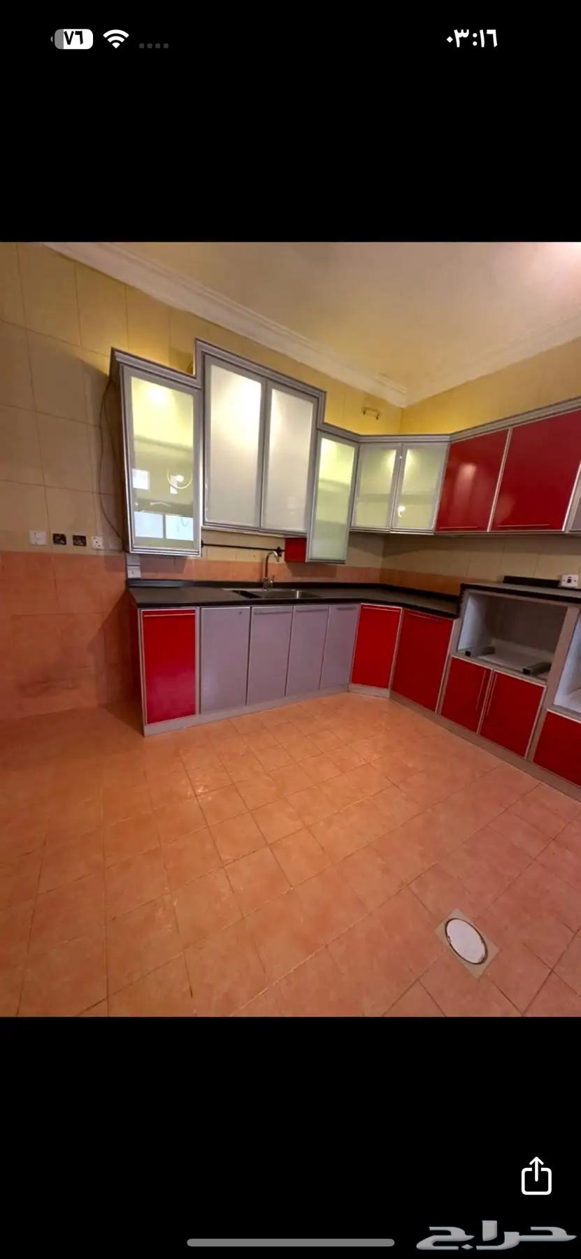 عندي دولاب مطبخ للبيع سبب البيع  النقل64547708046979110