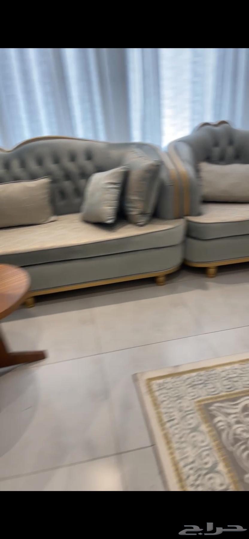 A council for sale with all its accessories except the steering wheel and trees64548224646529110