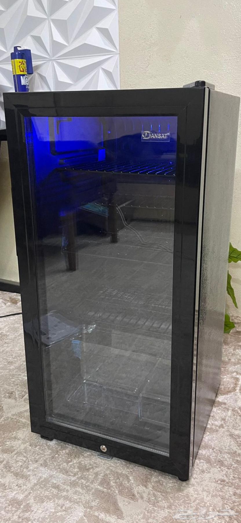 ثلاجة دانسات اللون  أسود مع باب زجاجي64544143085571113