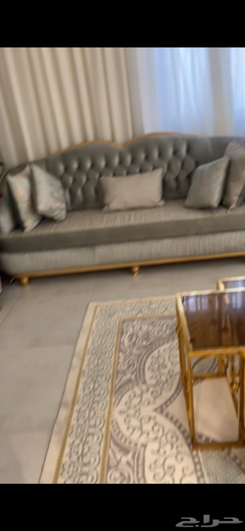 A council for sale with all its accessories except the steering wheel and trees64548224646529114