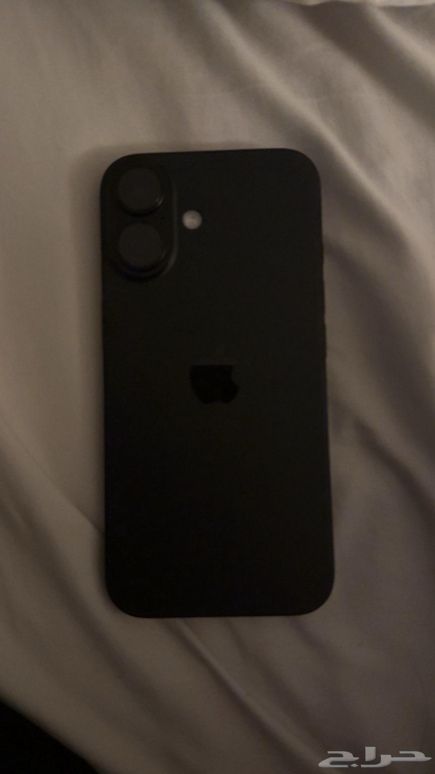 ايفون 16 عادي اسود 128 قيقا64546707037441111