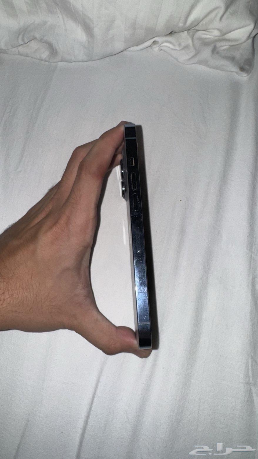 For sale, urgent sale of a clean iPhone 13 Pro, blue color (sierra blue)64550478806273111