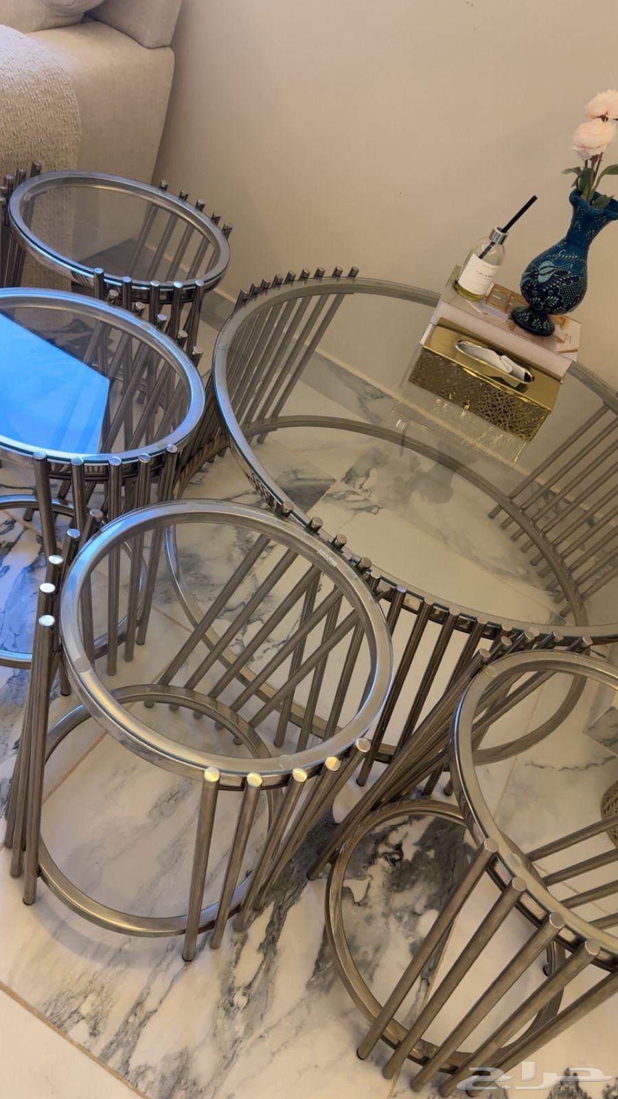 Serving Tables64548168532097110