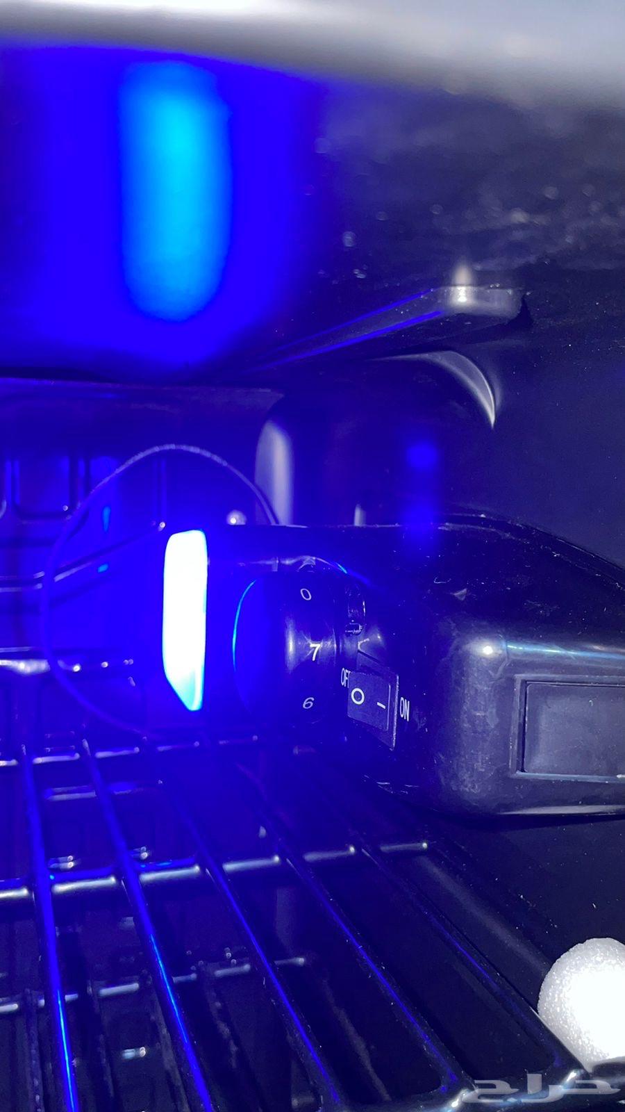 ثلاجة دانسات اللون  أسود مع باب زجاجي64544143085571110