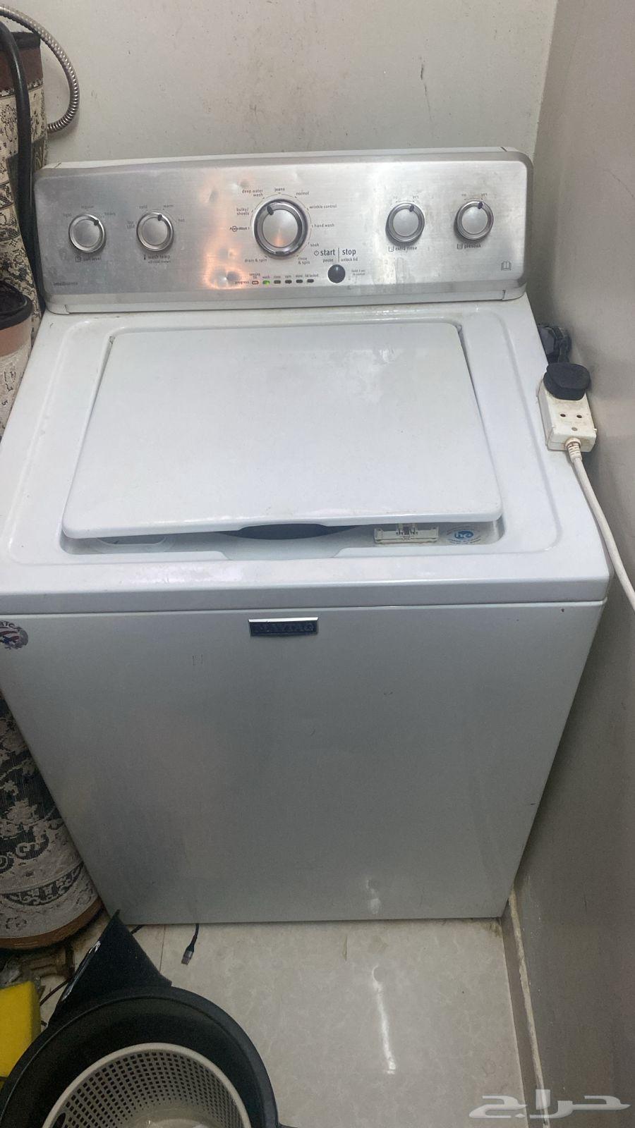 American Maytag Top Load Washer, Chair with Table64550647623554110