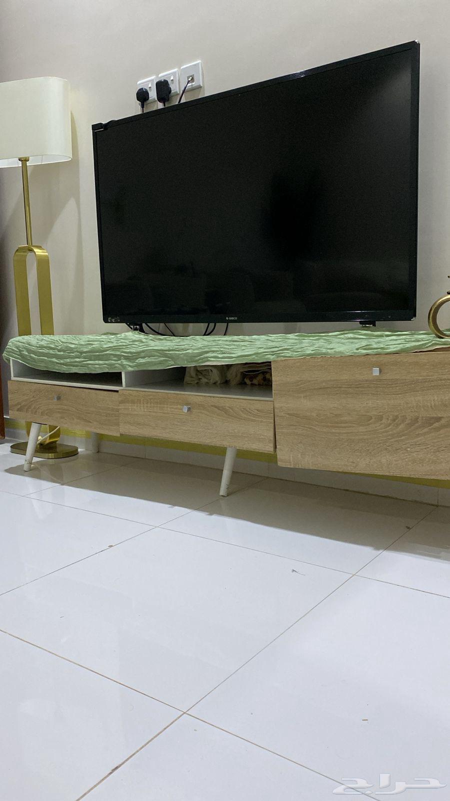 Television table64544551900546110