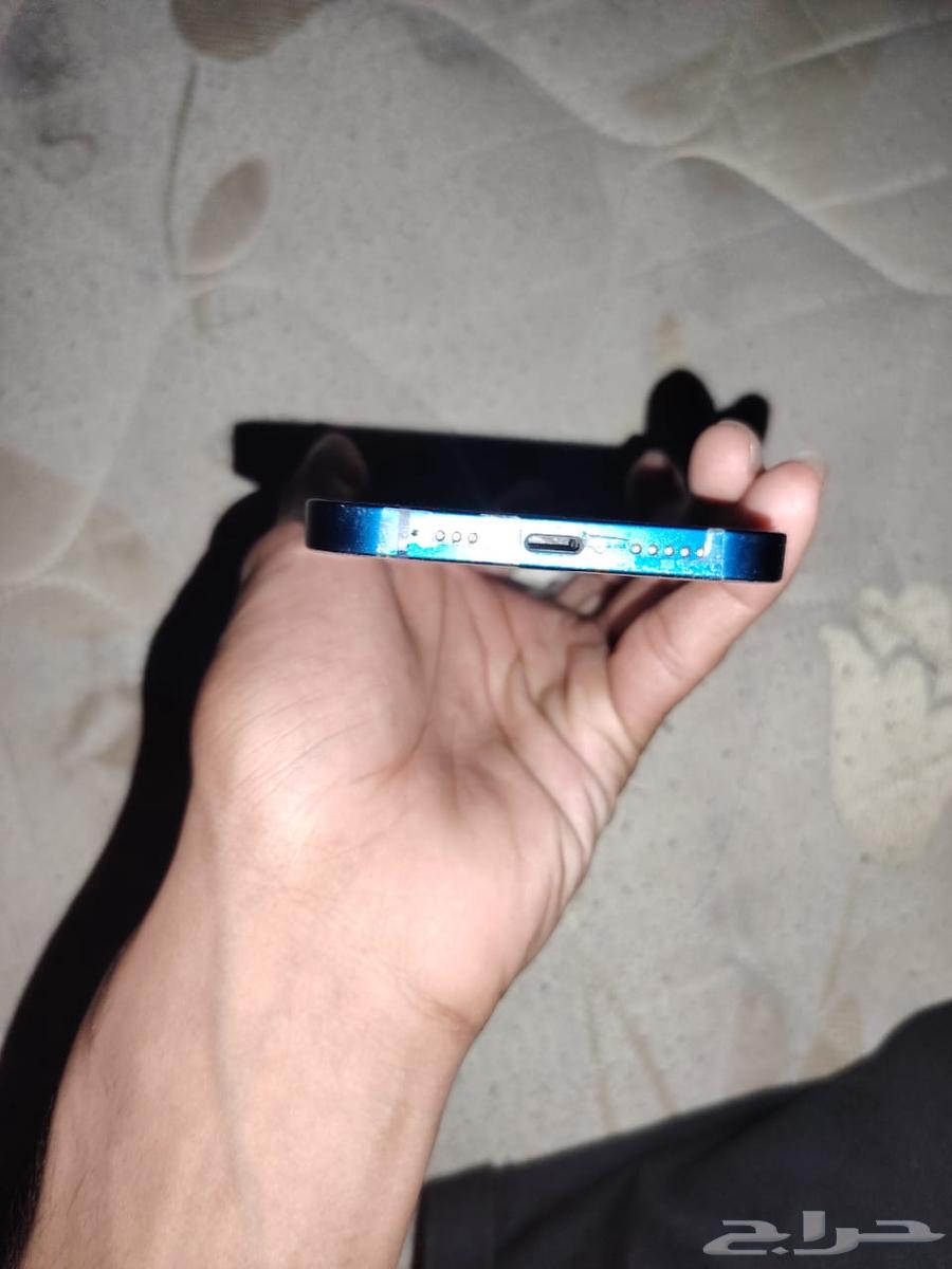 آيفون 12 عادي 550 ريال64544453017602113