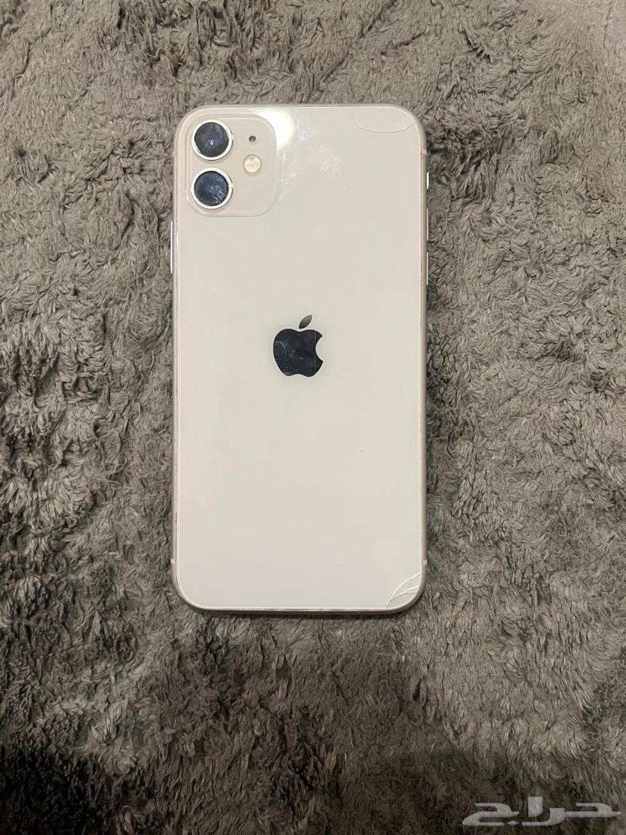 iPhone 11 regular mobile with 82 battery not separated 128 GB64549022984963114