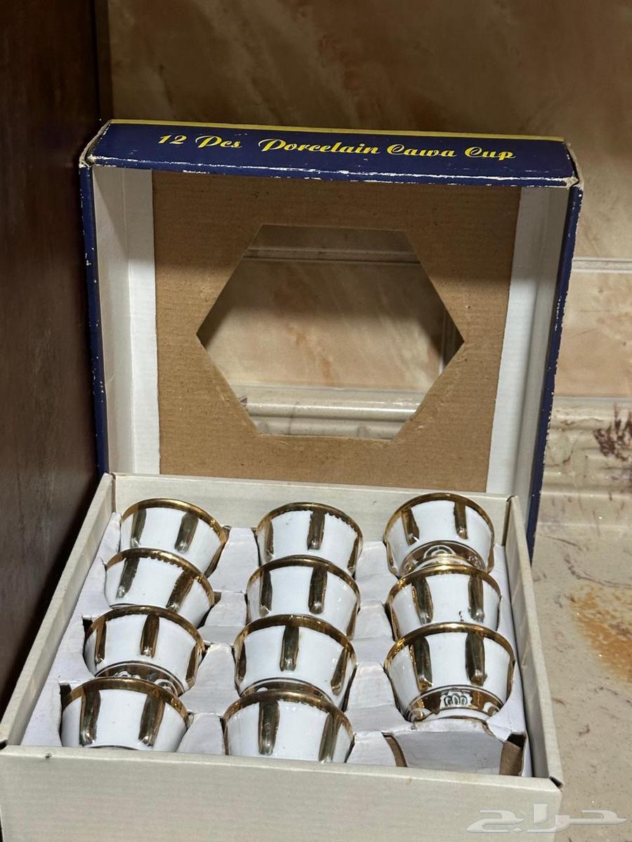 New coffee spoons, white cartoon, only one missing64544284310914110