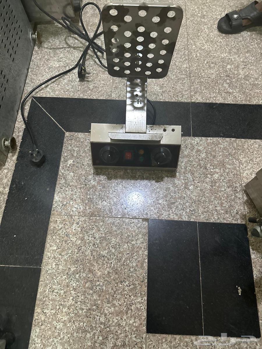 ادوات كهربائيه حقت مطعم جديده بحالة ممتازه64550113768961113
