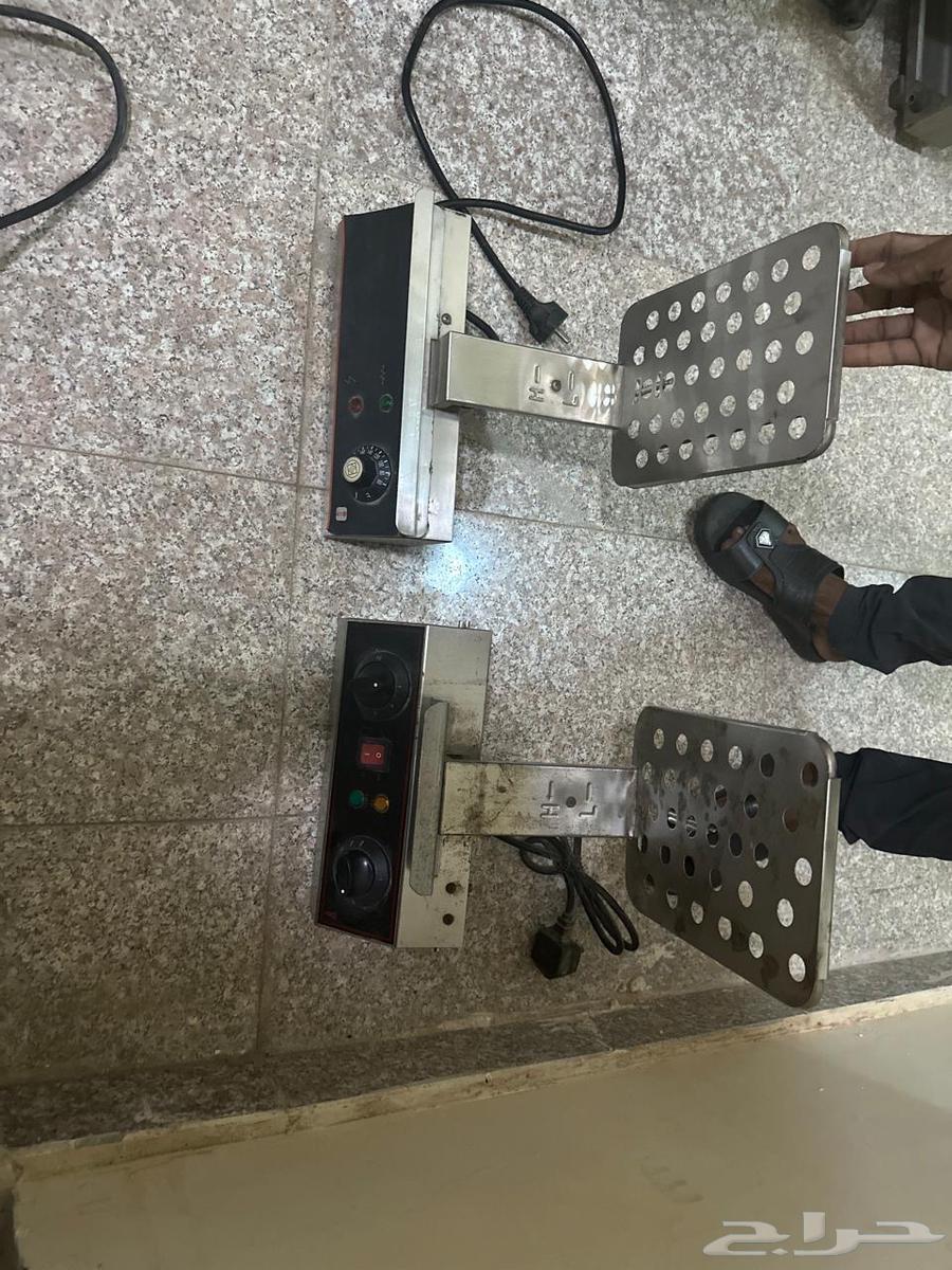 ادوات كهربائيه حقت مطعم جديده بحالة ممتازه64550113768961114