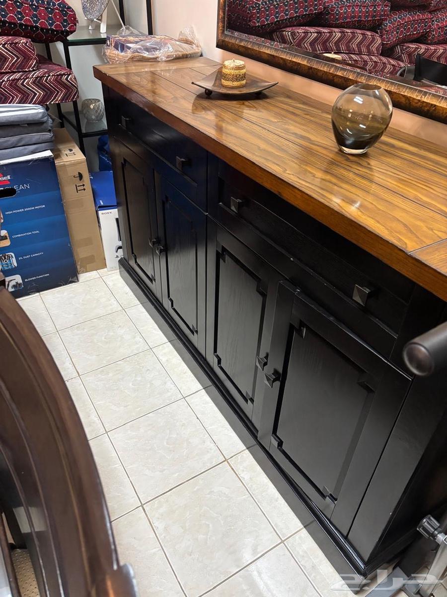 3 tables, 7-person sofa set, dining set with 6 chairs64553058564739111