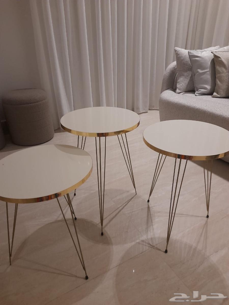 Serving Tables64481900589057114