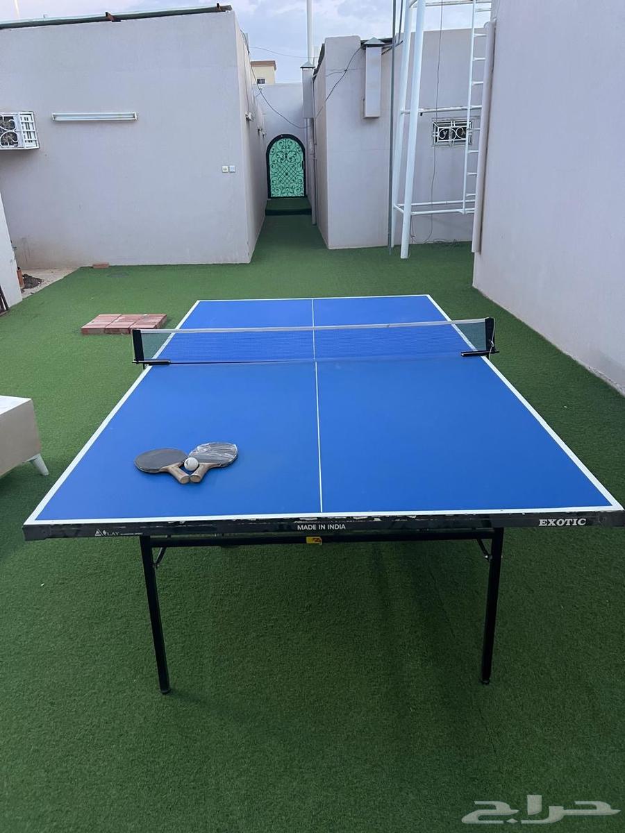 طاولة تنس وفرفيرا شبه جديده64552263735555112