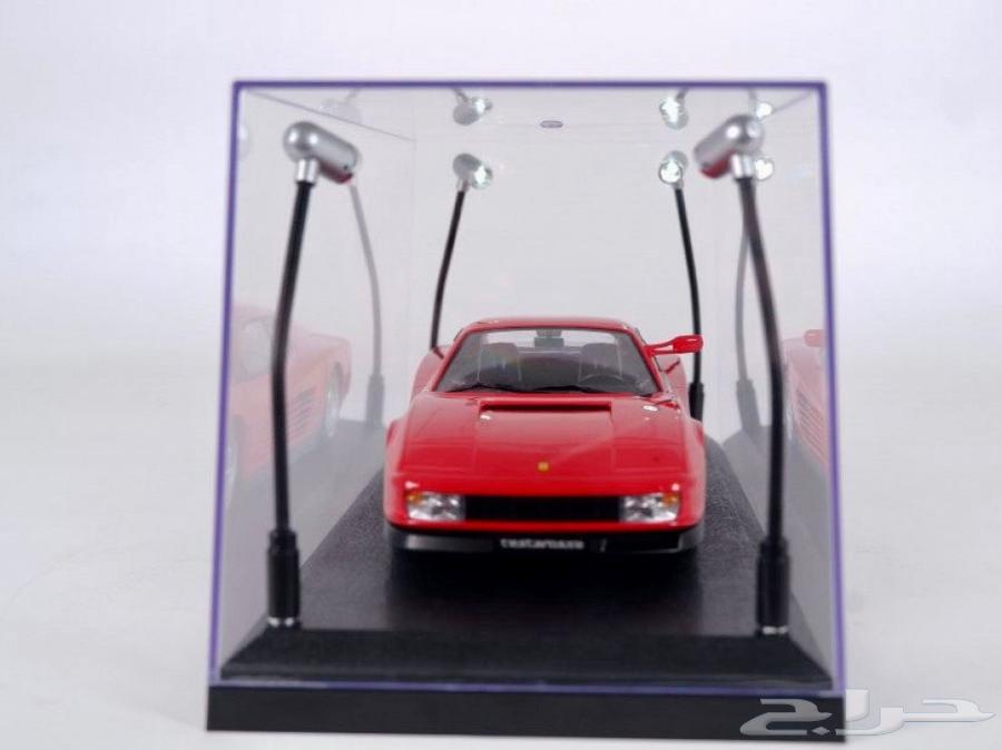 Display case with LED lighting for car models64558405524739114