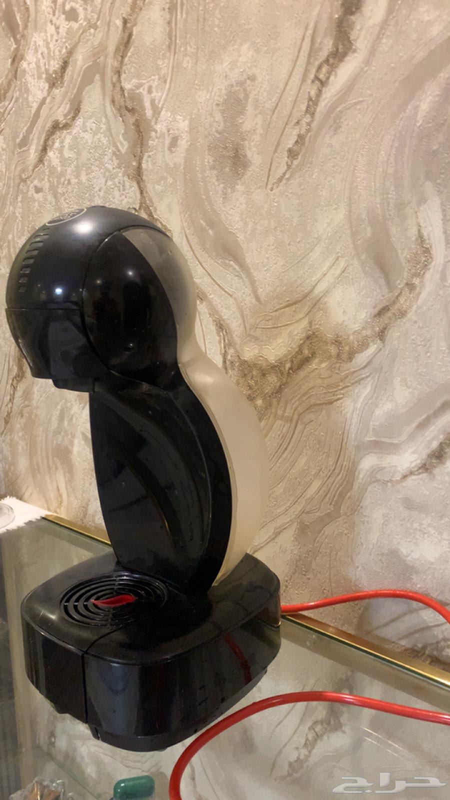 5G router + two sets of sofas + coffee machine + 3 dresses + 3 shoes64556098876930113