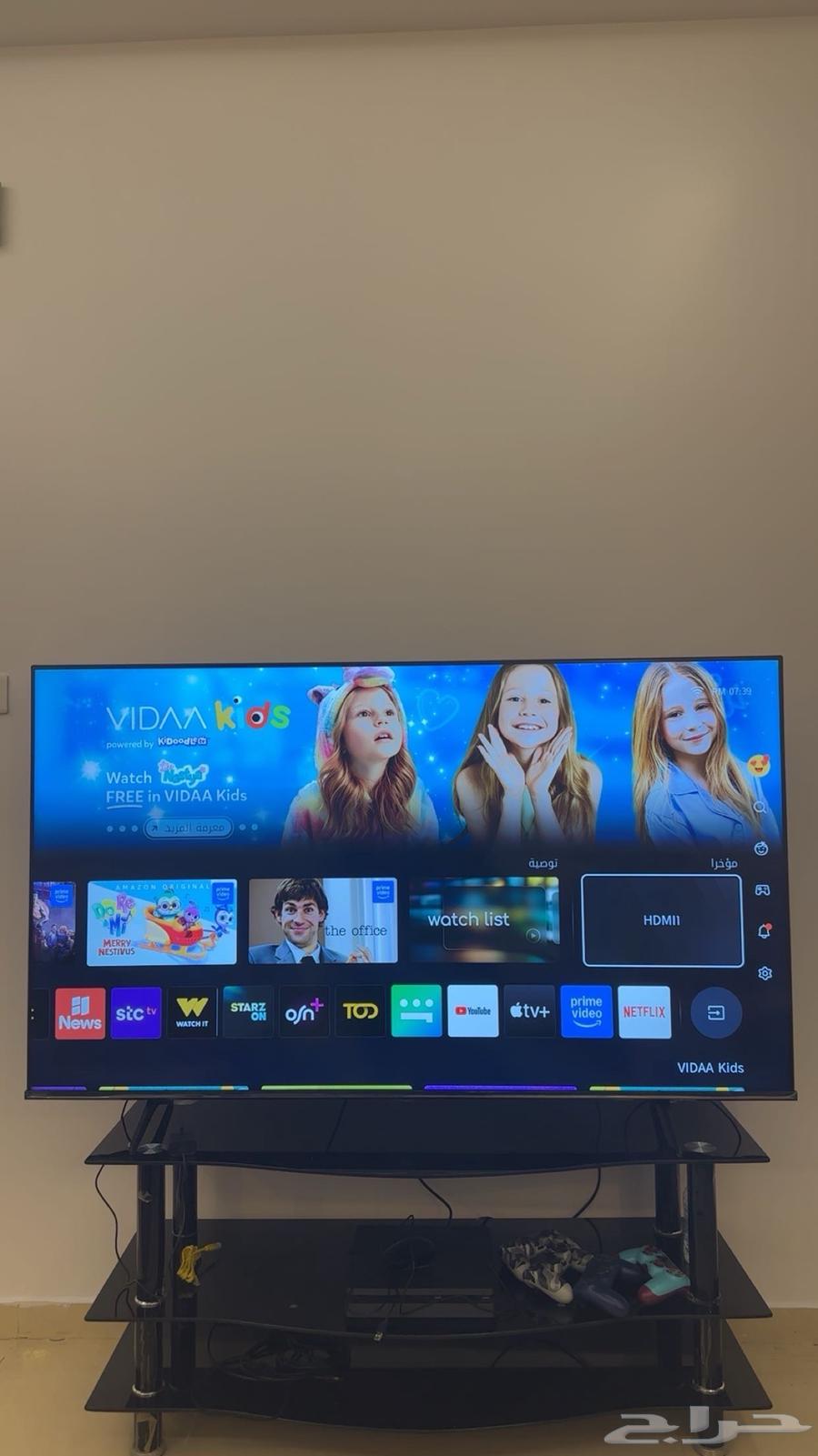 شاشة هنسس 65 بوصة64561135918081110