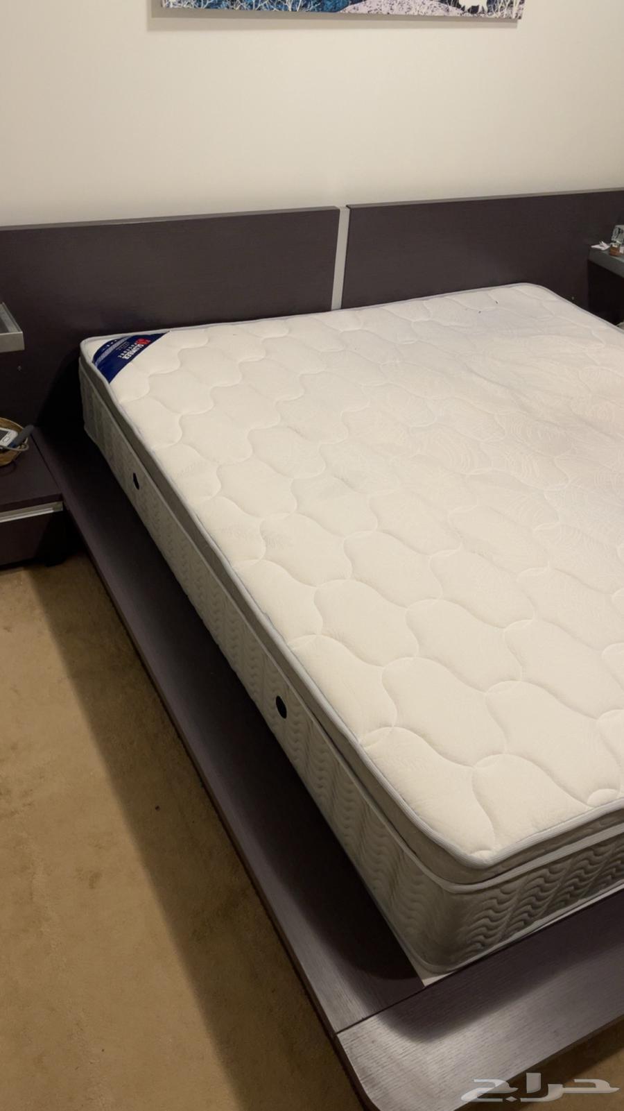 اثاث غرفة نوم سرير مرتبة دولاب والبيع مستعجل64539782749187111