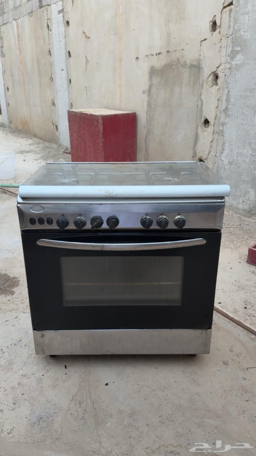 فرن استخدام اقل من شهر سبب البيع عدم الحاجه له التواصل واتس64554900196354110