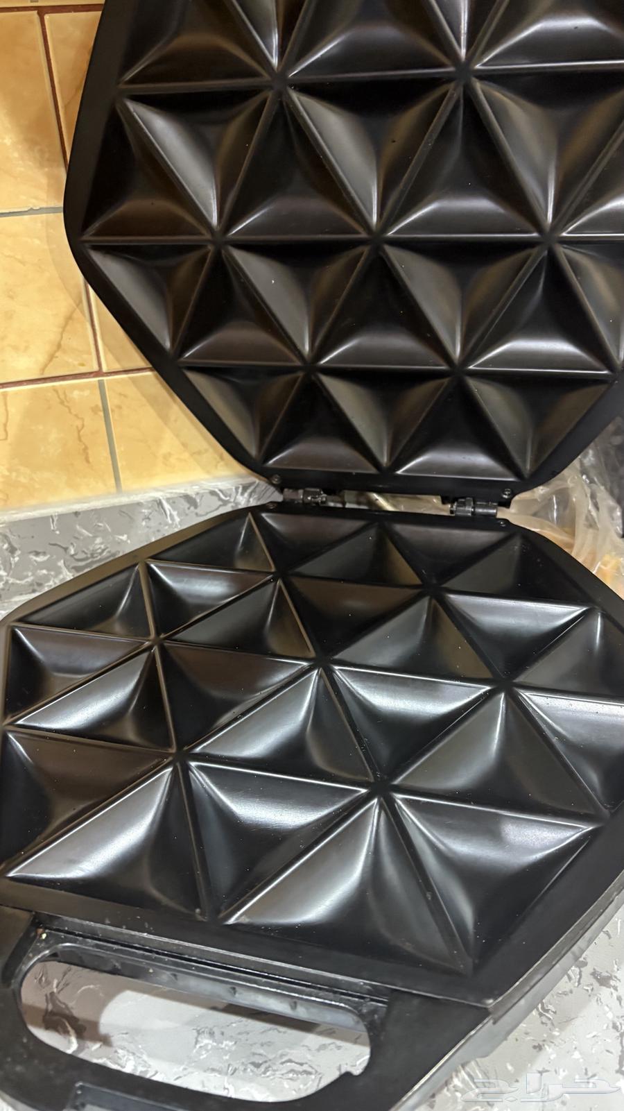 آلة كهربائية للسمبوسه من شركه Homix64557642898947110