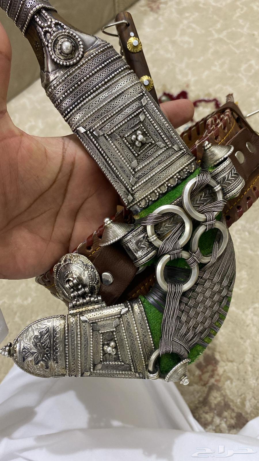 Vintage Giraffe Side Table, Double Drawer, Conditioned64557893185409113