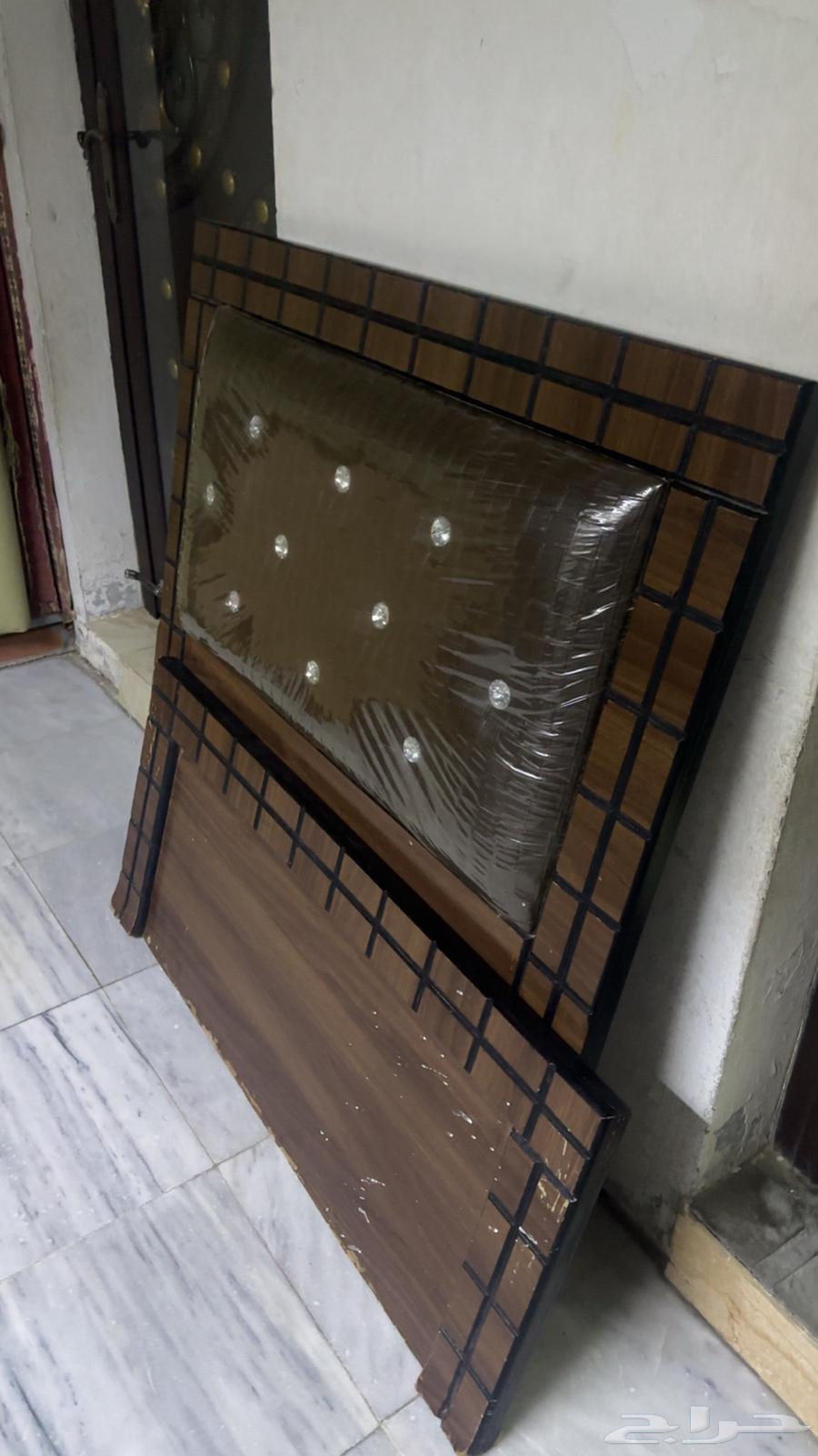 سرير وزوليه صغيره للبيع64560094549121111