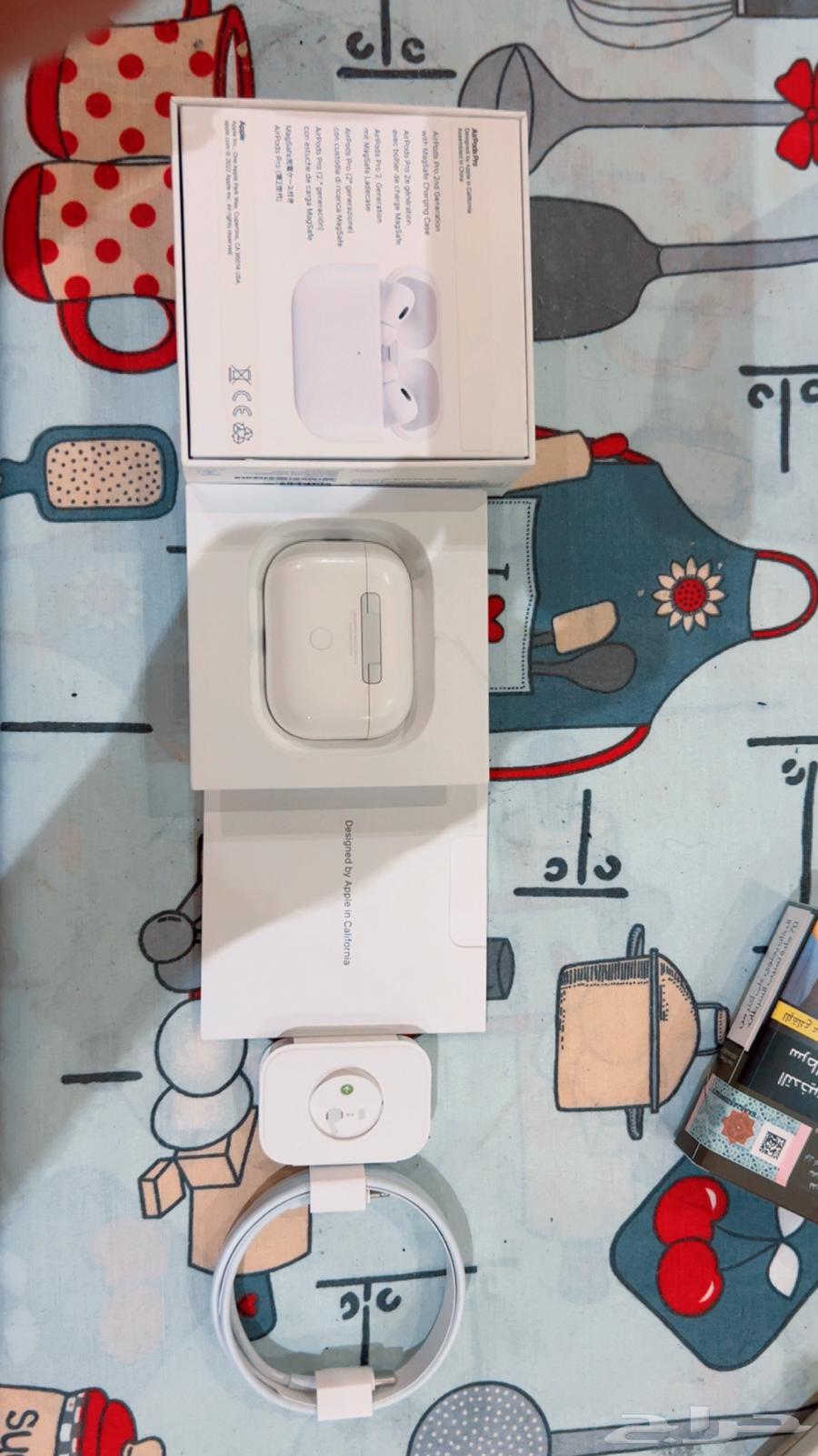 AirPods pro 2 تم البيع برو 2 مستعمله للبيع ا64556525722115110