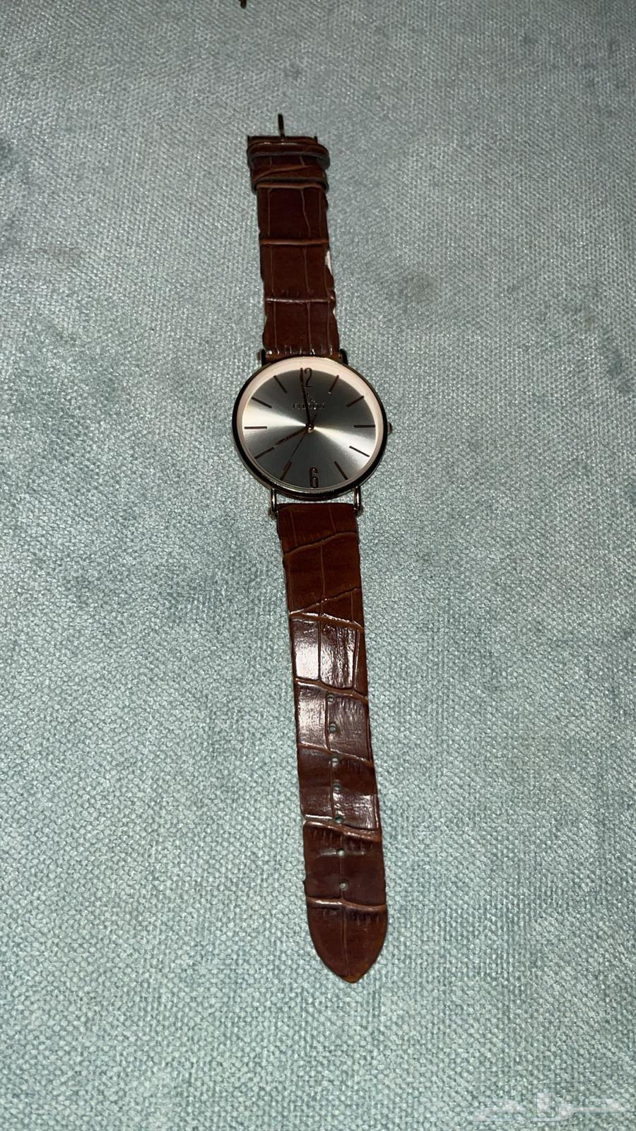 للبيع 3 ساعات64560642431746114