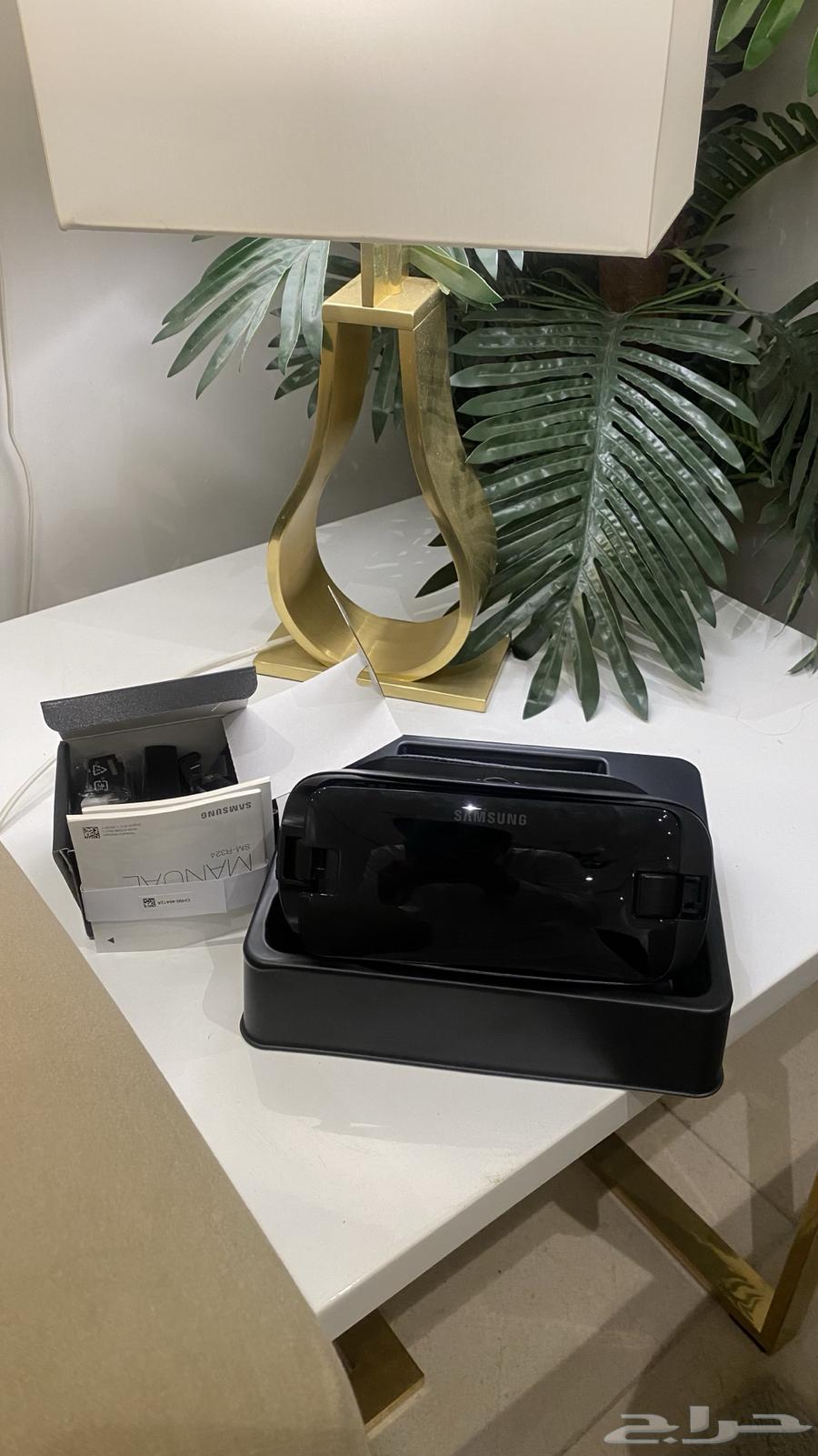 نظاره الواقع الافتراضي GEAR VR with controller64559604036994110