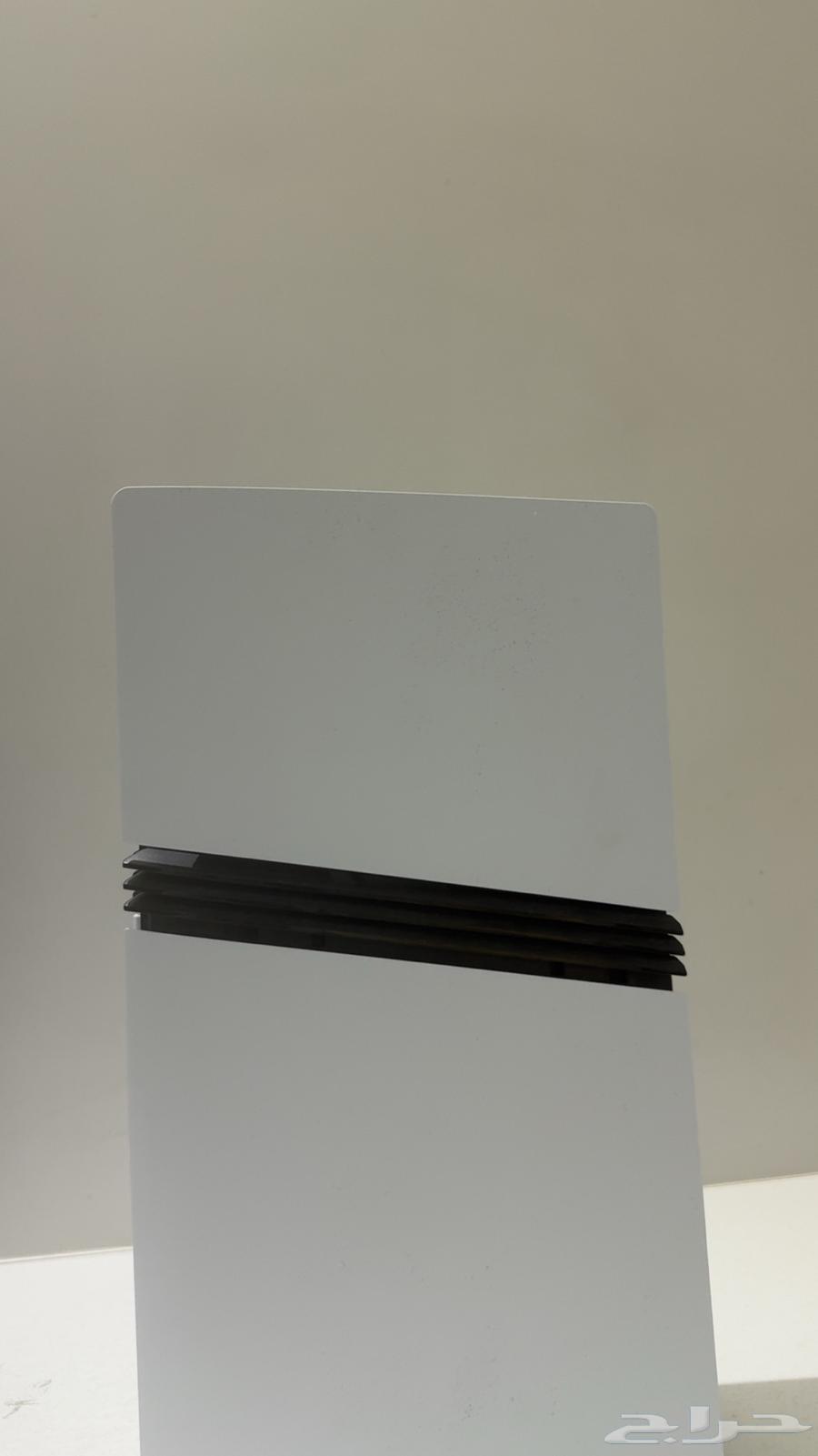 سوني فايف برو 2تيرا استخدام شهرين تقريبا او اقل64558960714754112