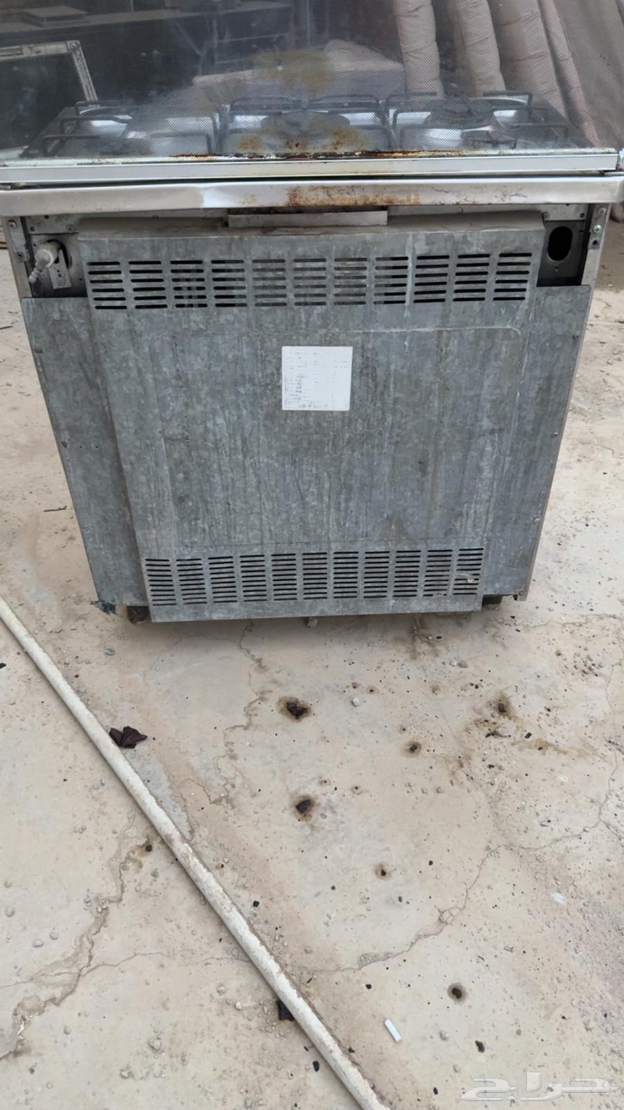 فرن استخدام اقل من شهر سبب البيع عدم الحاجه له التواصل واتس64554900196354112