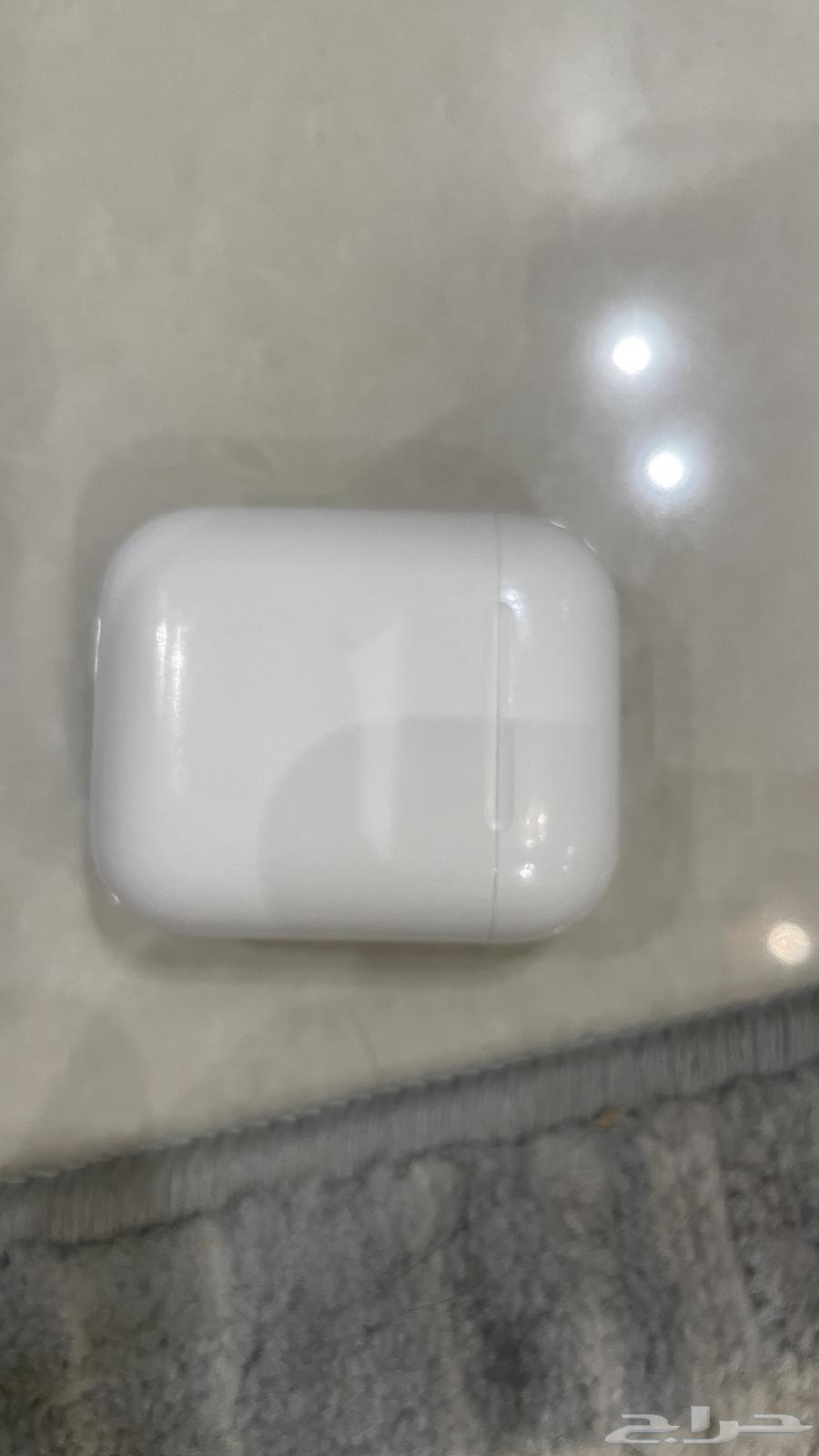 سماعات Apple AirPods من الجيل الثاني مع علبة64561029340803112