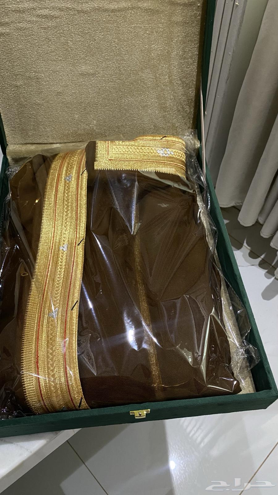 بشوت عدد 2 للبيع جديده خامه ممتازة64560487556738111