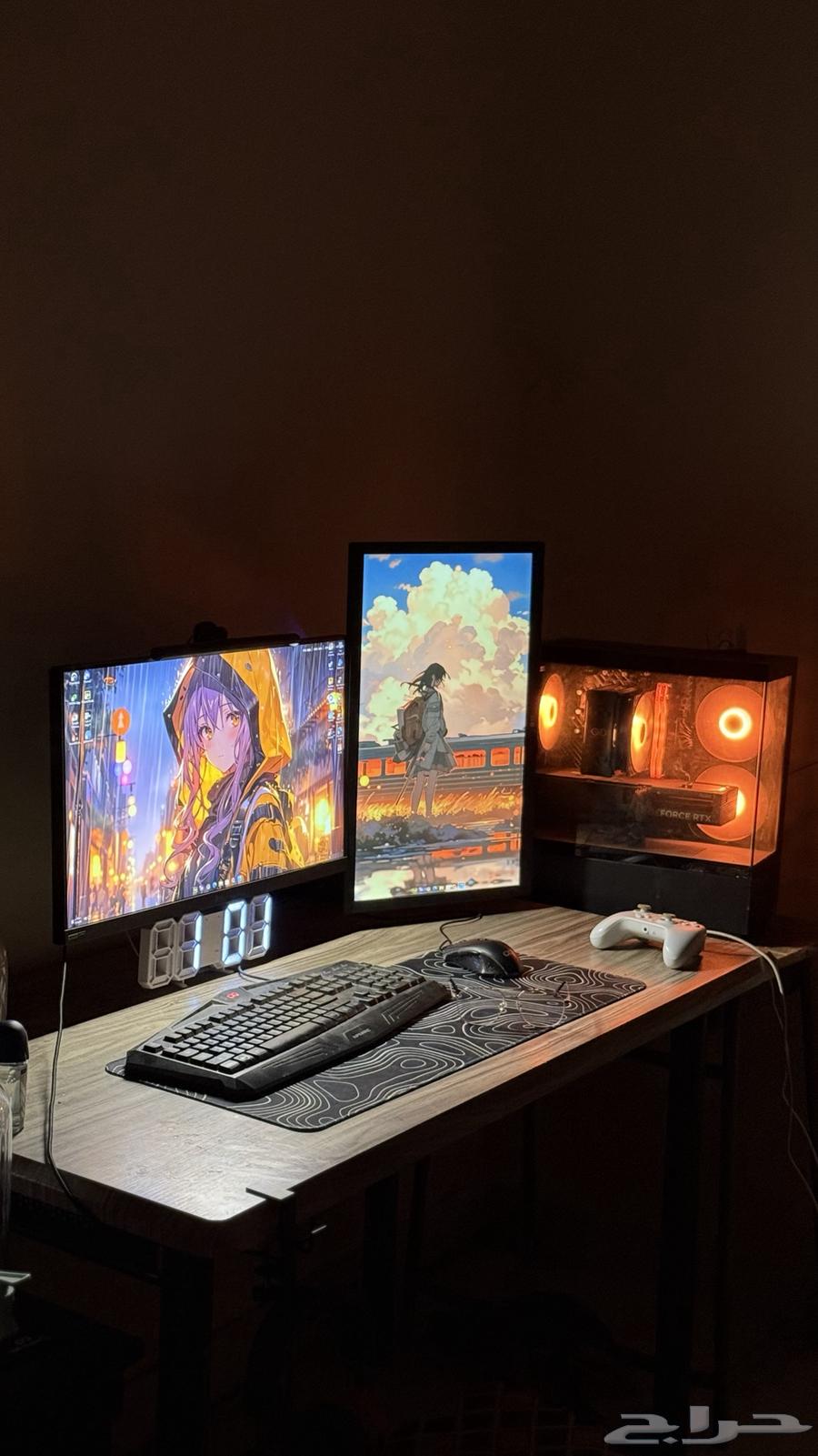 Complete PC setup with two monitors64562699086979110