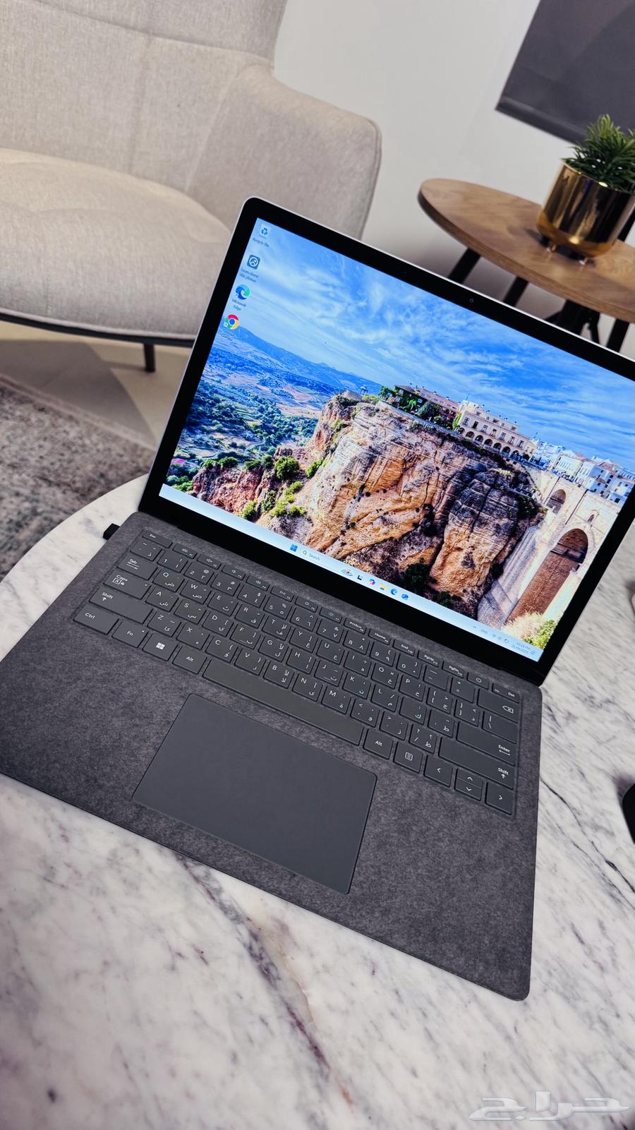 لابتوب مايكروسوفت سيرفس64562361844739110