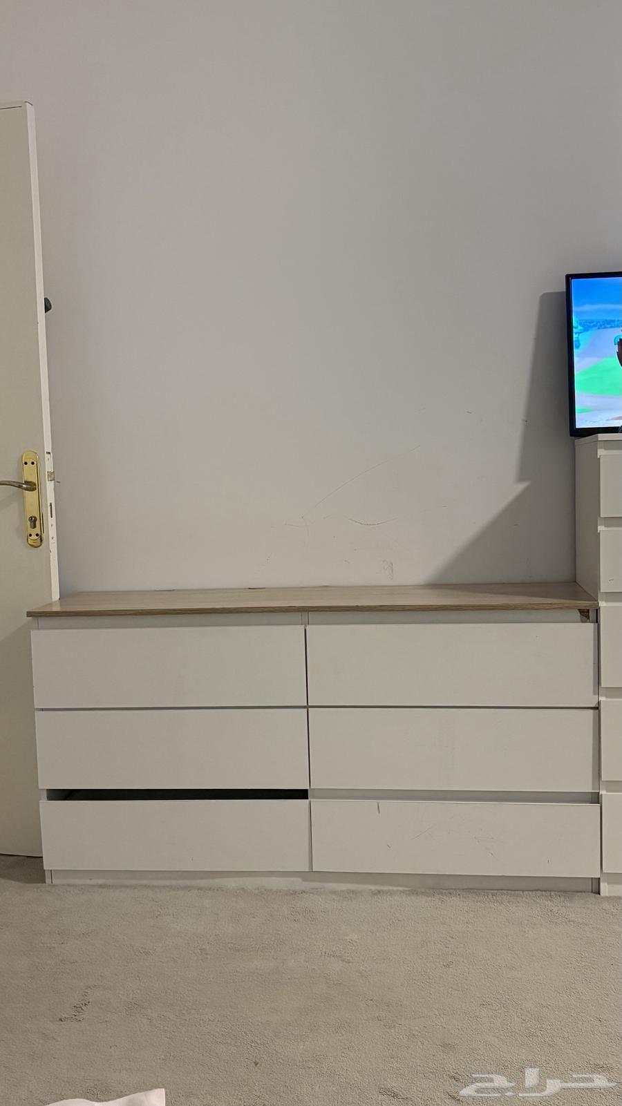 اغراض متنوعه للبيع64561911821186112