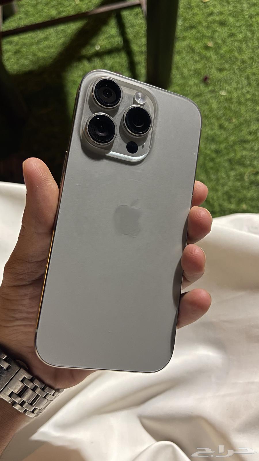 iPhone 1664561221949185111