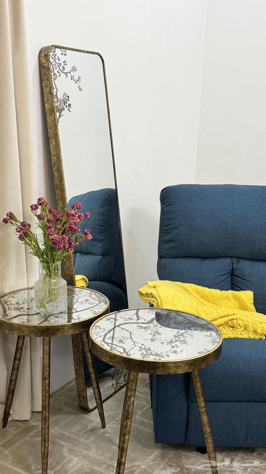 طاولتين ومرايا طقم وكنب هزاز64553893288577113