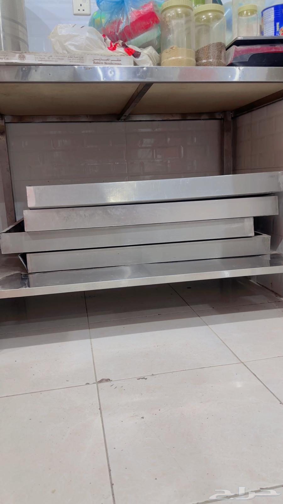 فرادة عجين نظيفة صناعة لبنانية عربية دولاب صواني64554928382979113