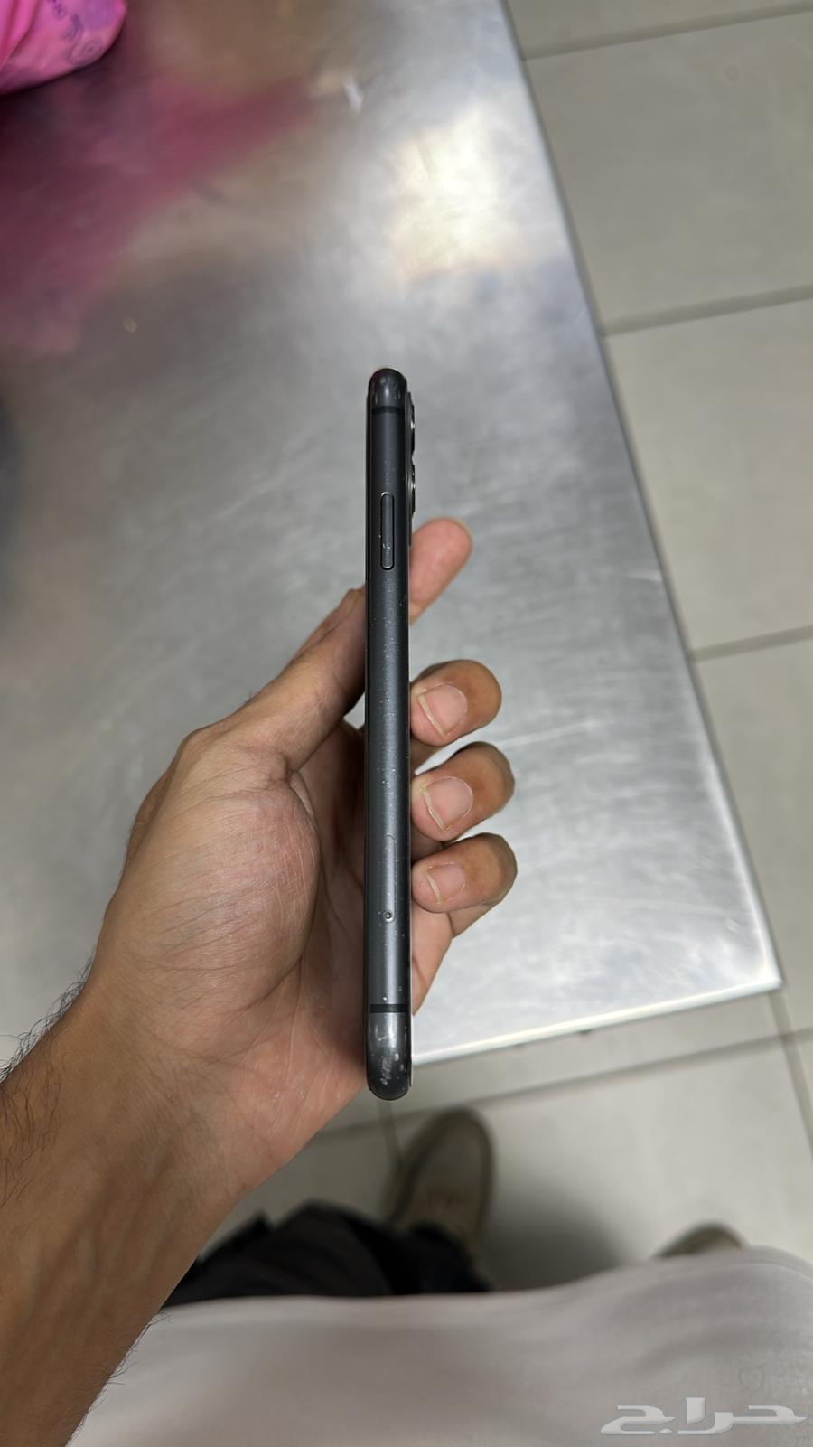 ايفون 11 للبيع64559883357699113